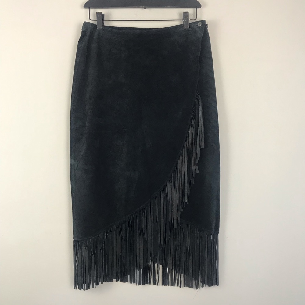 Chico’s || 100% Leather Black Suede Fringed Tulip Wrap Skirt Size 1(8-10…